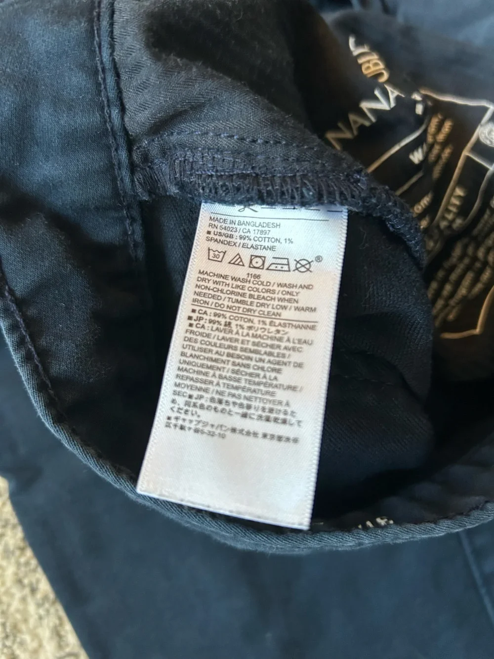Men’s Banana Republic Navy Travel Pants!